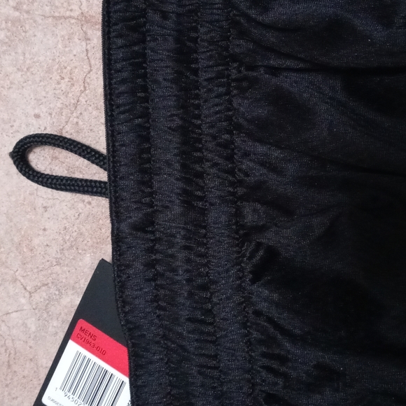 BRAND NEW NIKE MENS BASEBALL SHORT - Picture 14 of 16